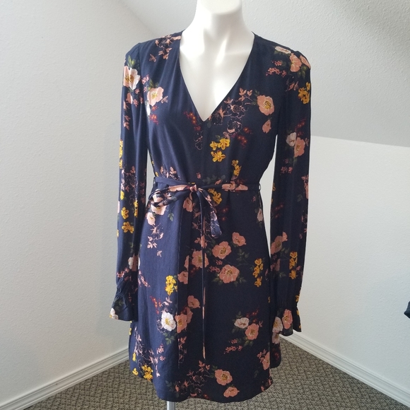 Sanctuary | Ellie Floral Print Dress - Picture 2 of 9